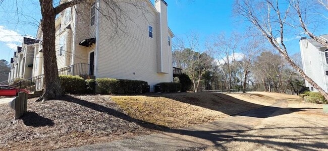 Building Photo - 3595 Deep Cove Dr