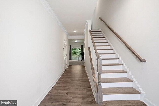 Building Photo - 6073 Camerons Ferry Dr