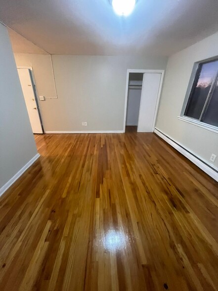 93 Mt Vernon 8 - 94 Mount Vernon Ave