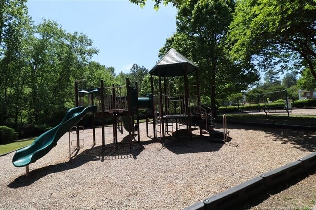 Building Photo - 2002 Keokuk Ct