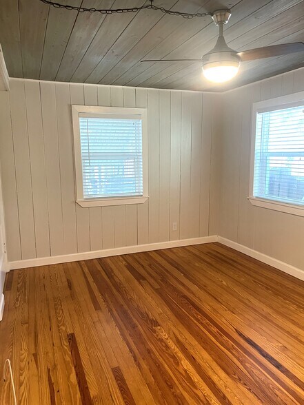 Building Photo - 80 Salina Ave