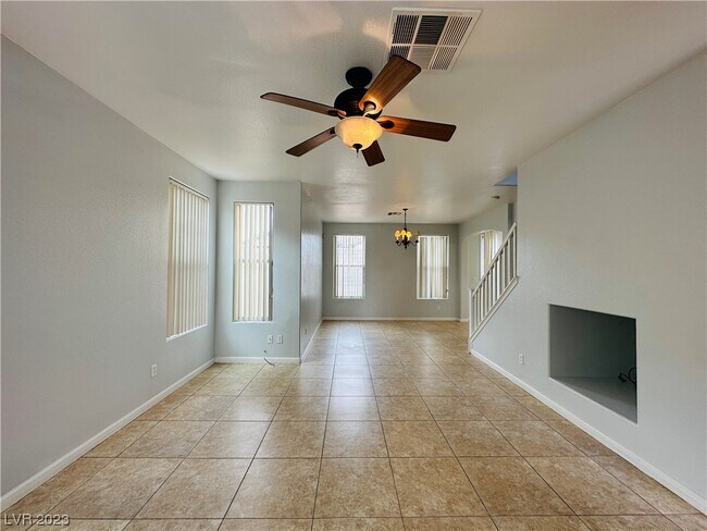 Building Photo - 2617 Rainbow Cactus Ct