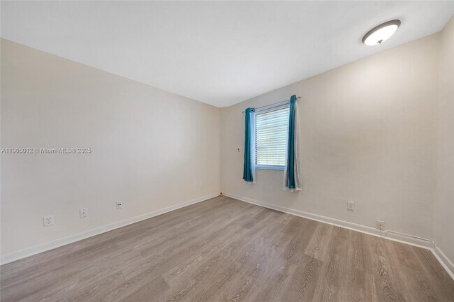 Building Photo - 8701 SW 141st St