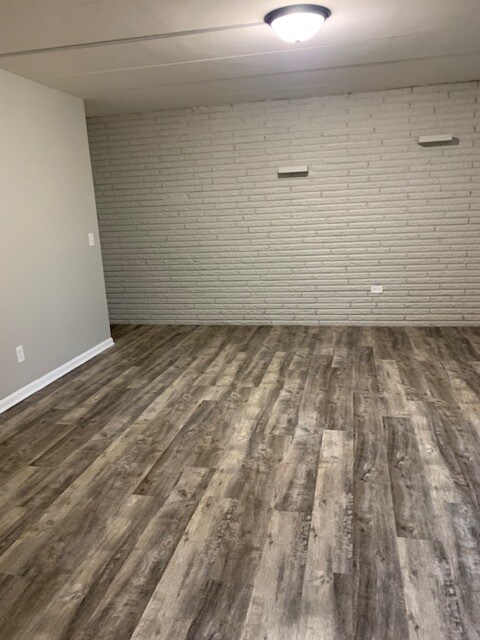 Building Photo - 5721 Van Buren St