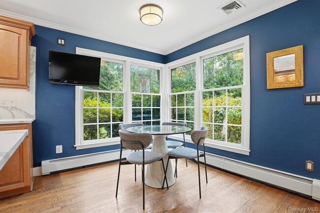 Building Photo - 1120 Cove Edge Rd