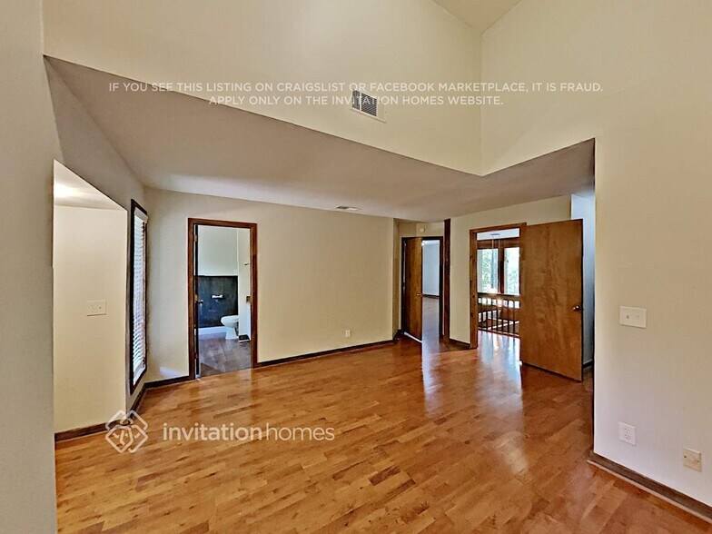 Building Photo - 2955 Pond View Ct