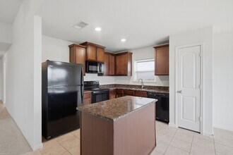 Building Photo - 1069 Mule Ridge Dr