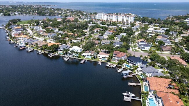 Building Photo - 1089 Cordova Blvd NE