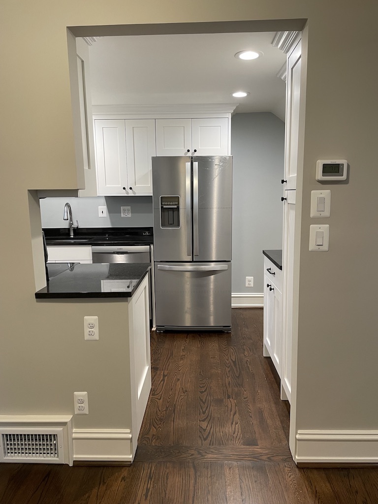 Remodeled kitchen - 1608 Graefield Rd