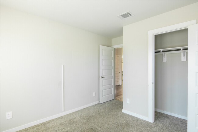 Building Photo - 7226 Telford Holw Trl