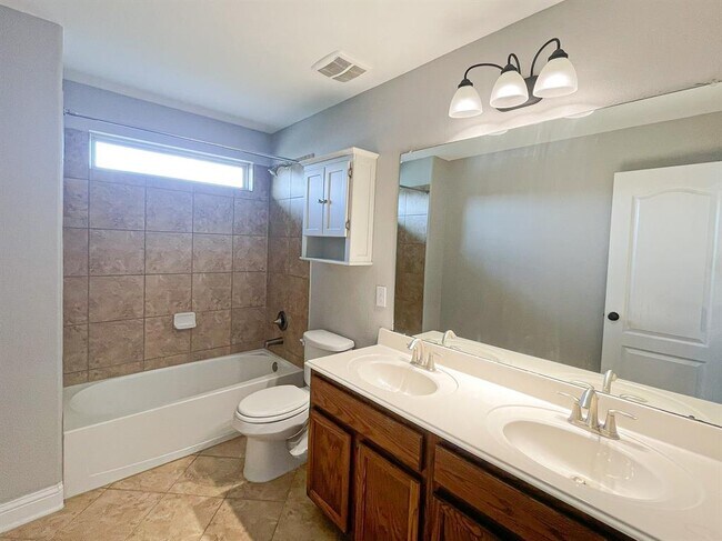 Building Photo - 21802 Leigh Creek Dr