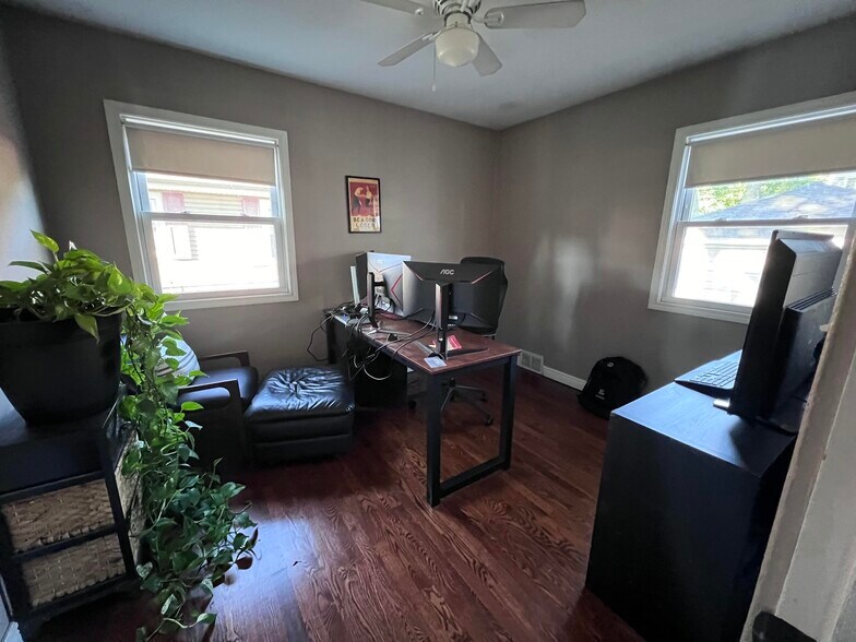 Bedroom 2 - 1336 N Eagle St