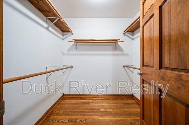 Building Photo - 1963 TN-166