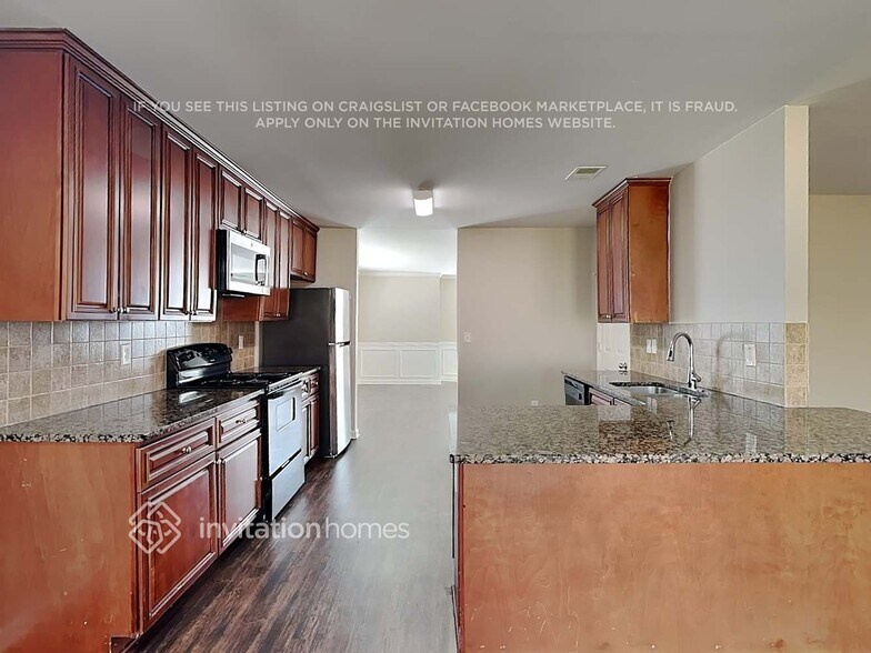 Building Photo - 107 Sanders Walk