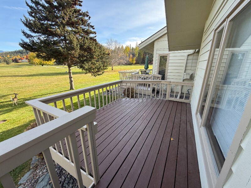 Building Photo - 185 Golf Terrace Dr