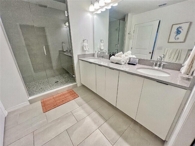Building Photo - 844 Benoi Dr