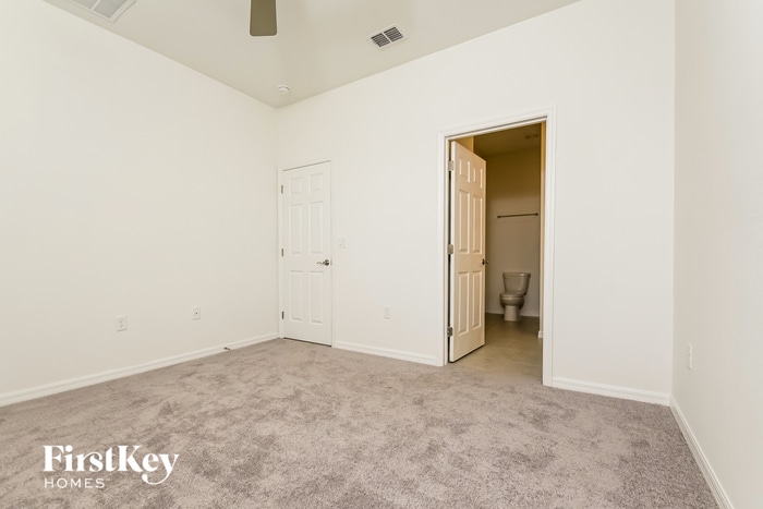 Building Photo - 315 Corbel Ln