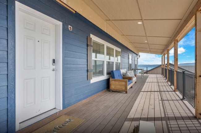 Building Photo - 421 Bluegrass Way