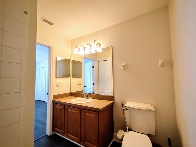 Building Photo - 653 Drake Bay Terrace