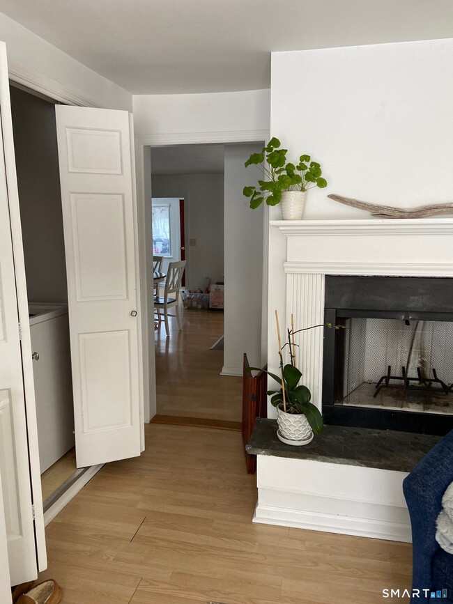 Building Photo - 4 McKendry Ct