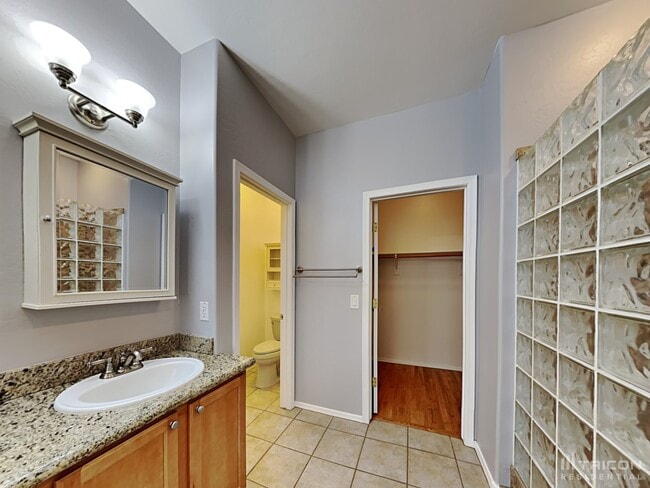 Building Photo - 6147 W Oraibi Dr