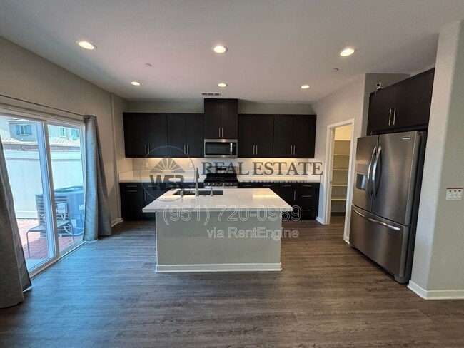 Building Photo - 12843 Greenstone Way