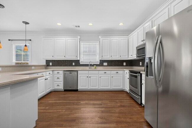 Building Photo - 1081 Carriage Ridge Dr