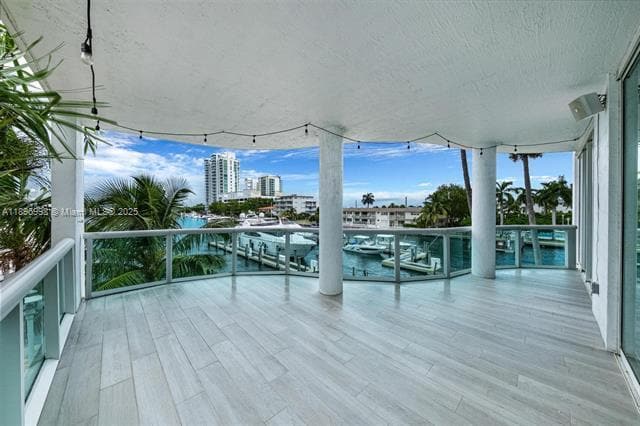 Building Photo - 360 CONDO