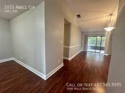 Building Photo - 1031 Abell Cir