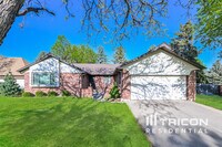 Building Photo - 3791 Vivian Ct