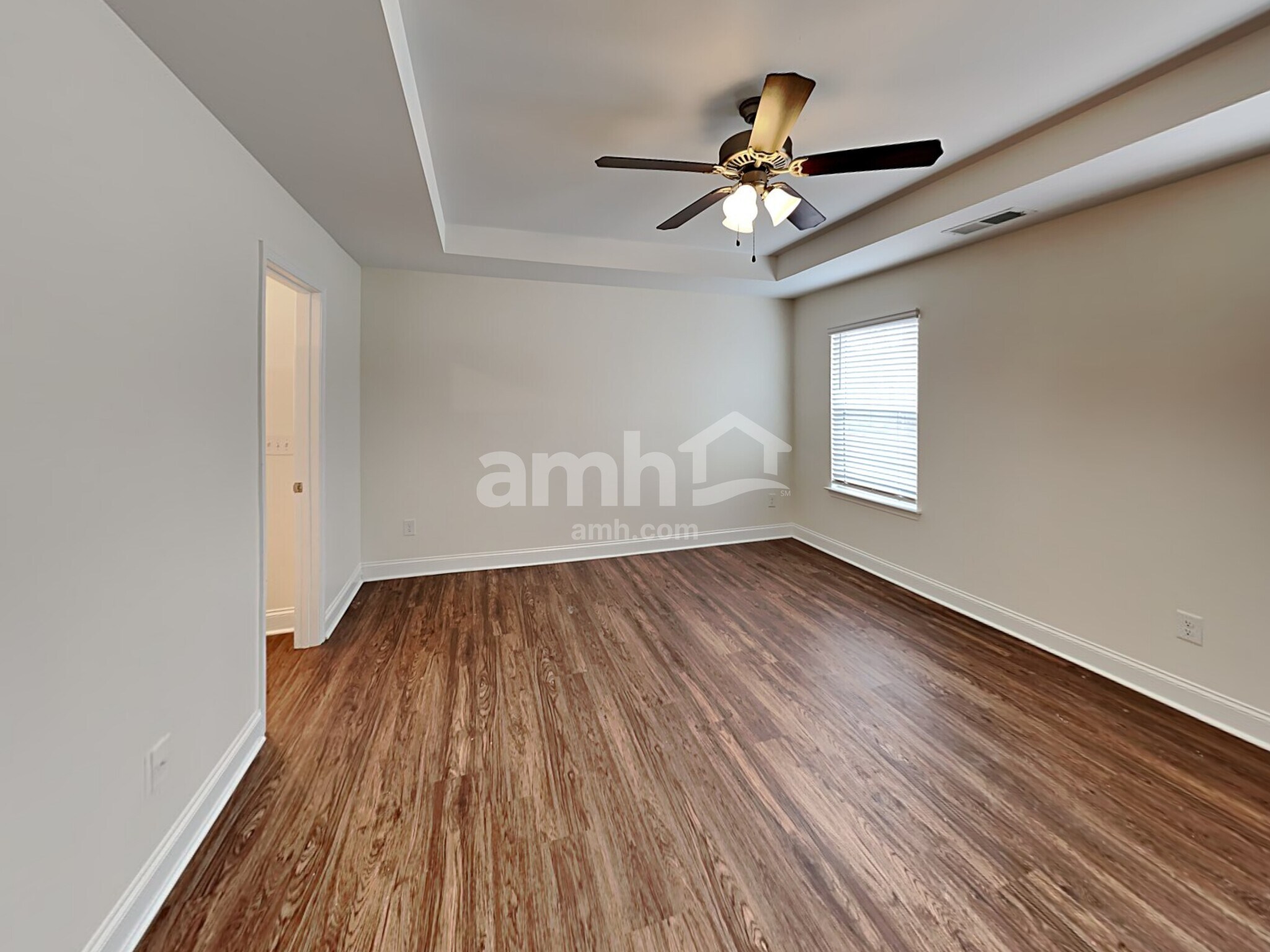 Building Photo - 417 Oscar Way