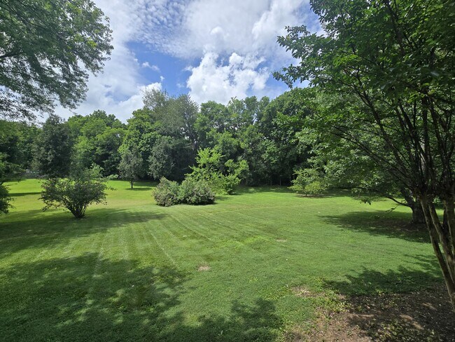 Building Photo - 2565 Milton Ln