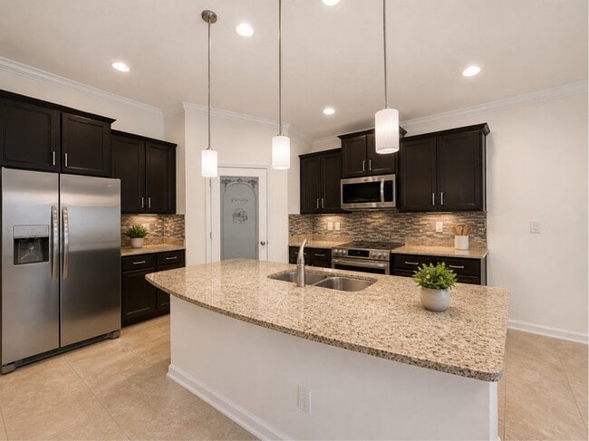Building Photo - 138 Colorado Springs Way