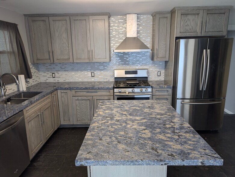 Building Photo - 5895 Wadsworth Blvd