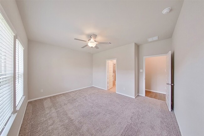 Building Photo - 6634 Bridge Mountain Trl