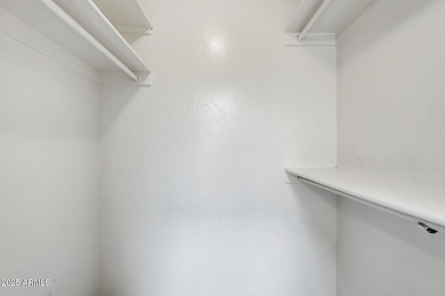 Building Photo - 18002 N 12th St