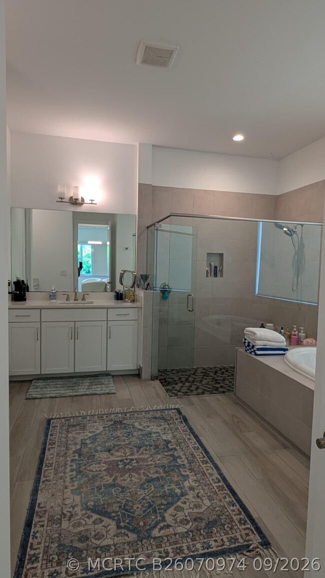 Building Photo - 5011 Beland Dr