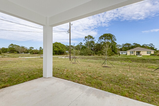 Building Photo - 1517 Wacker Ave SE