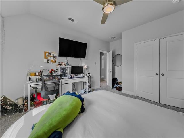 Building Photo - 500 Portina Dr