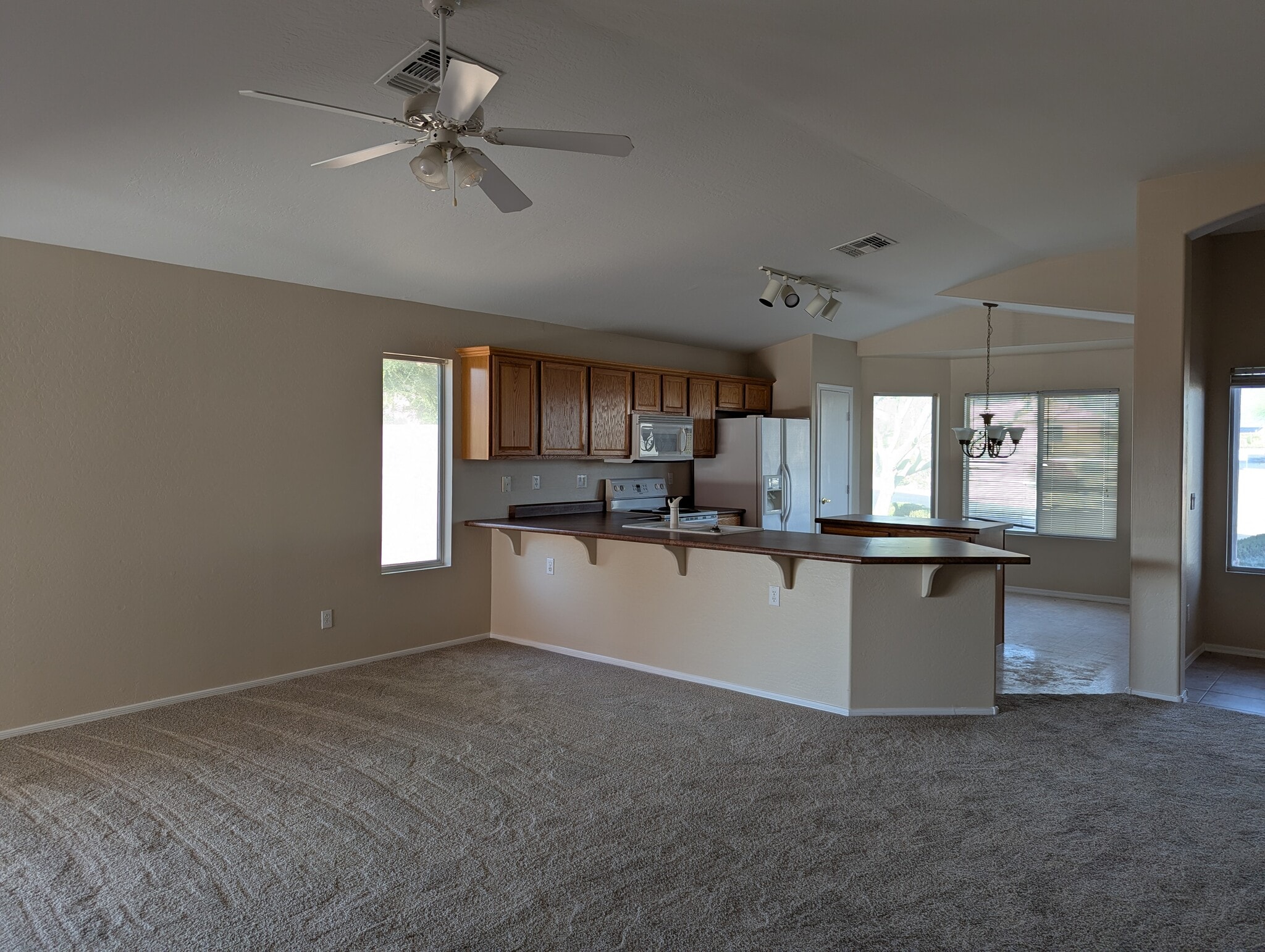 Building Photo - 9287 E Shasta Dr