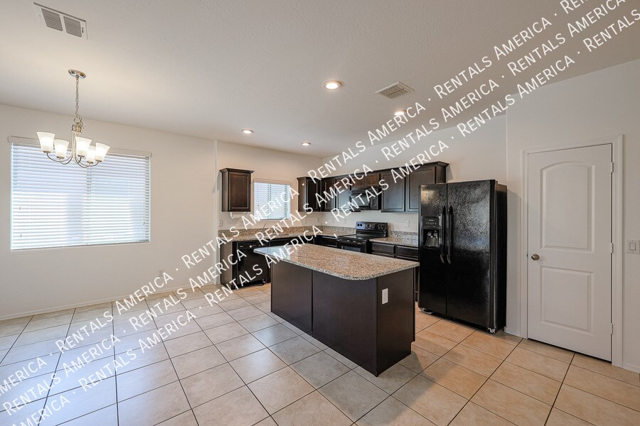 Building Photo - 23852 W Wier Ave