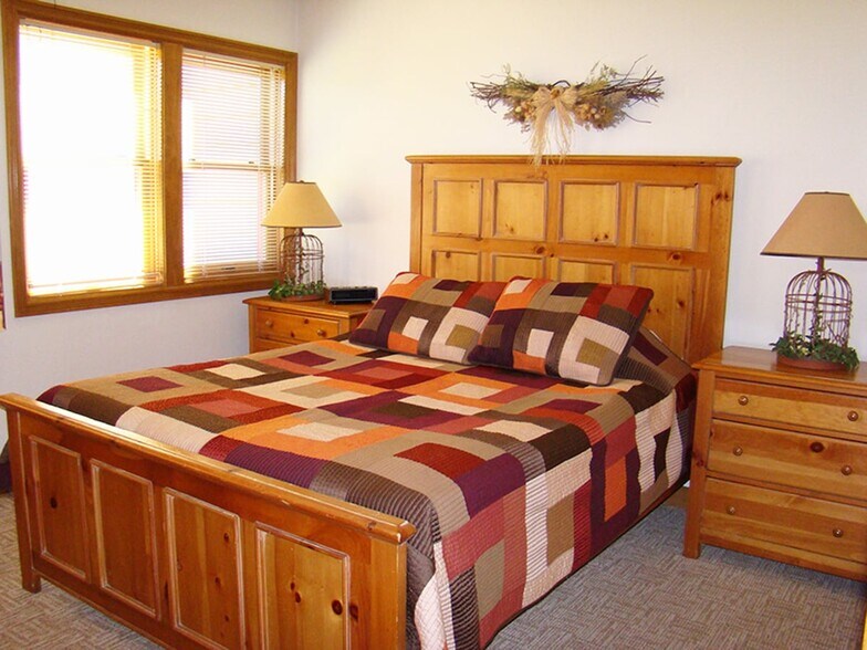 Building Photo - 6 Ferringway Cir