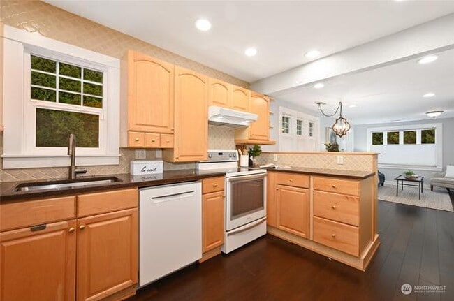 Building Photo - 9023 4th Ave NW