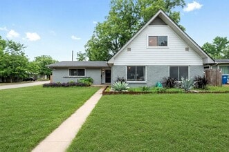 Building Photo - 2609 Friar Tuck Ln
