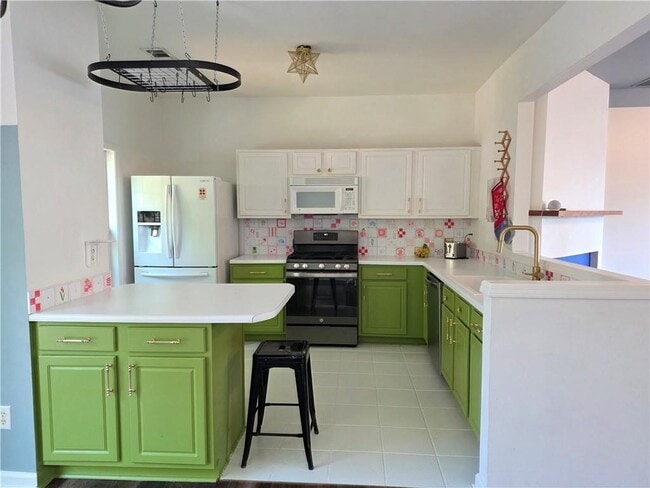 Building Photo - 1706 Stanwood Dr NW