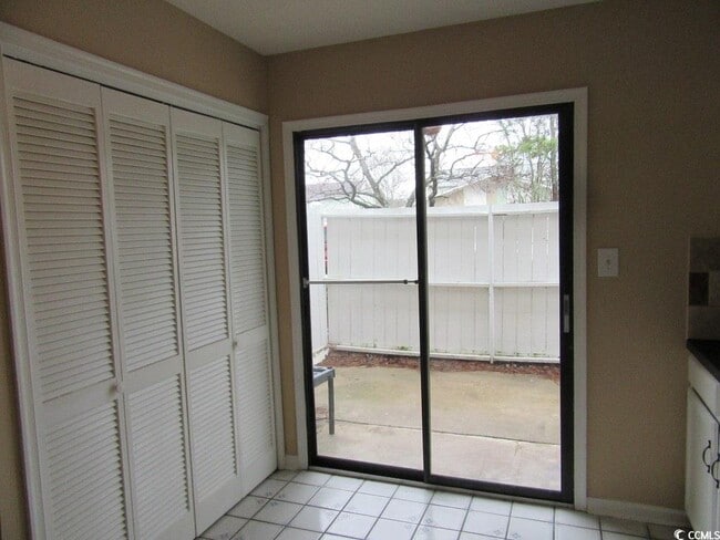 Building Photo - 1450 Turkey Ridge Rd