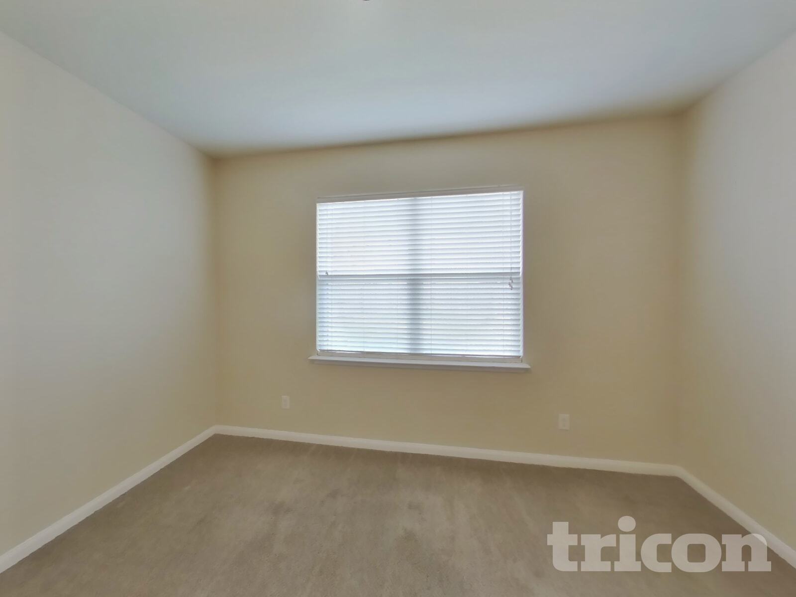 Building Photo - 4607 Le Villas