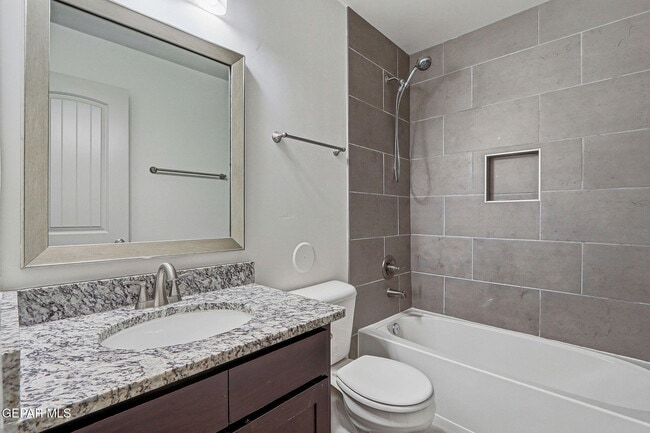 Building Photo - 1173 Summer Rain St