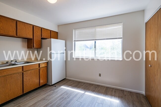 Building Photo - 4727 S 1300 E