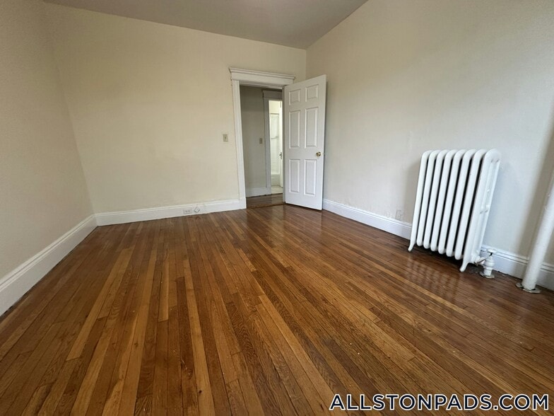 Building Photo - 1156 Commonwealth Ave